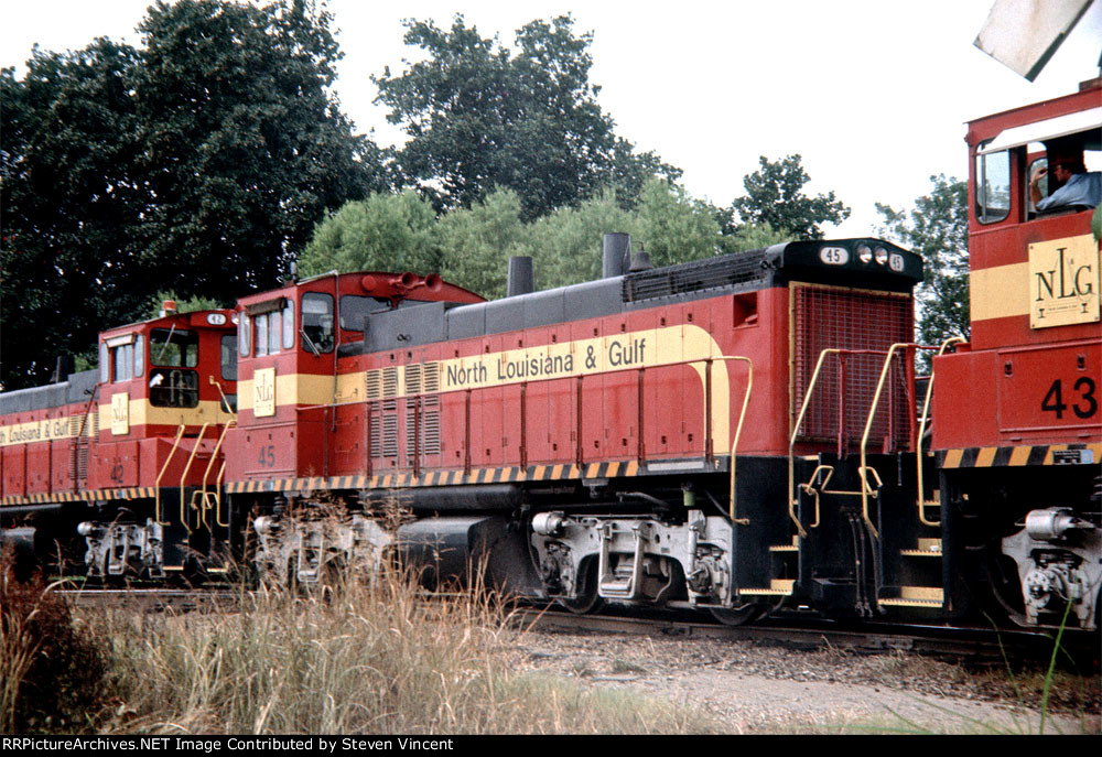 North Louisiana & Gulf MP15DC NLG #45